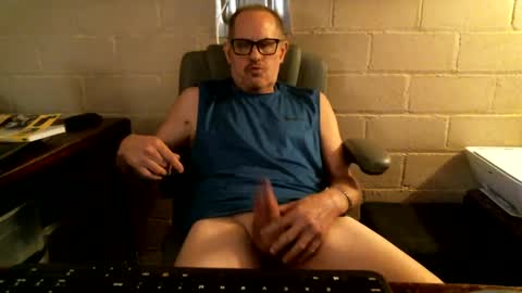 eating pussy  sucking dick online show from October 2025 06:27:02 PM