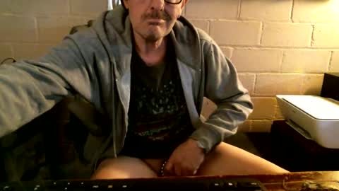 eating pussy  sucking dick online show from October 2025 10:10:01 PM