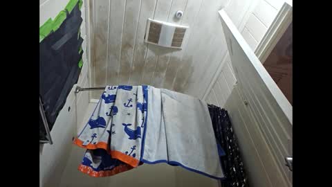 Snapshot of sdraftt45 chatting on September 2025 05:44:01 AM Arin online show from September 2025 05:44:01 AM