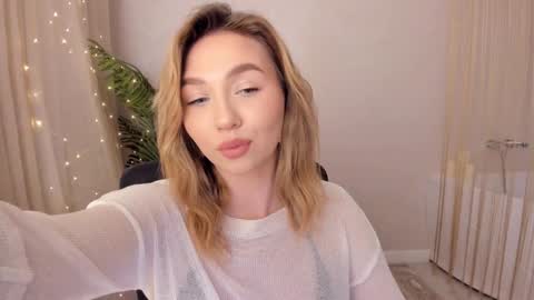 Kate online show from January 2025 08:40:02 PM