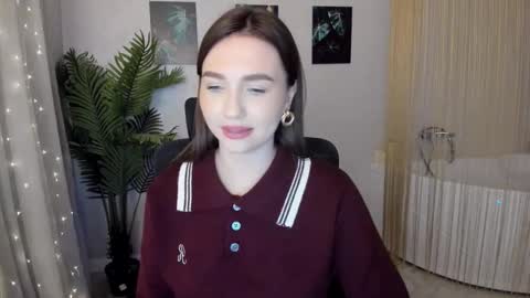 Kate online show from February 2025 06:56:02 PM