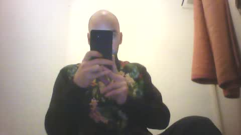 Snapshot of sean20775 chatting on October 2025 06:39:02 PM Sean online show from October 2025 06:39:02 PM