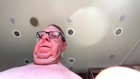 Snapshot of seaskiii chatting on December 2025 02:43:02 PM Chris online show from December 2025 02:43:02 PM