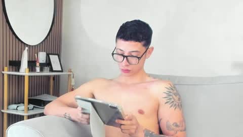 SEBASTIAN online show from April 2026 12:39:01 PM