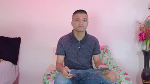 Snapshot of sebas_n_aly chatting on July 2026 03:33:02 AM ely online show from July 2026 03:33:02 AM