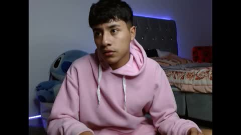 Snapshot of sebas_ross04 chatting on December 2025 07:03:02 AM sebas_ross04 online show from December 2025 07:03:02 AM