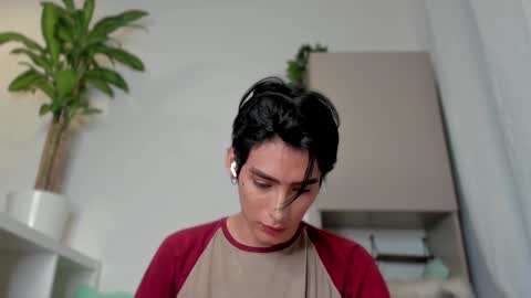 sebastian online show from January 2025 10:57:02 PM