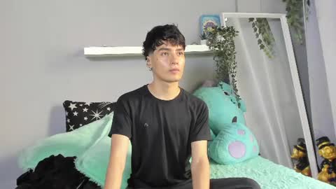 Snapshot of sebas_rosse chatting on June 2026 03:22:01 PM sebastian online show from June 2026 03:22:01 PM