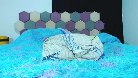 Snapshot of sebastian_025 chatting on December 2024 07:06:02 AM Sebastian online show from December 2024 07:06:02 AM