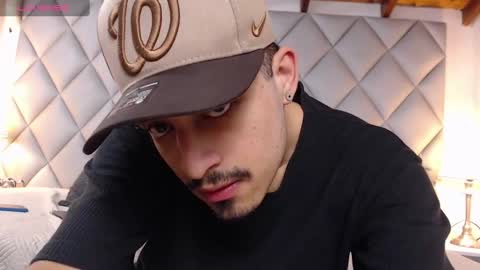 Snapshot of sebastian_berne chatting on March 2025 12:48:01 PM Sebastian Berne online show from March 2025 12:48:01 PM