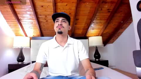 Snapshot of sebastian_berne chatting on March 2025 07:32:02 PM Sebastian Berne online show from March 2025 07:32:02 PM