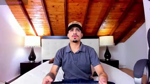 Snapshot of sebastian_berne chatting on March 2025 07:31:02 PM Sebastian Berne online show from March 2025 07:31:02 PM