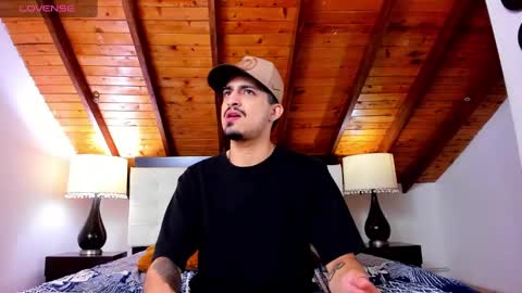 Snapshot of sebastian_berne chatting on March 2025 03:27:02 PM Sebastian Berne online show from March 2025 03:27:02 PM