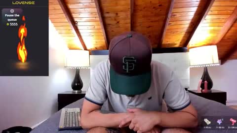 Snapshot of sebastian_berne chatting on November 2025 06:41:04 PM Sebastian Berne online show from November 2025 06:41:04 PM