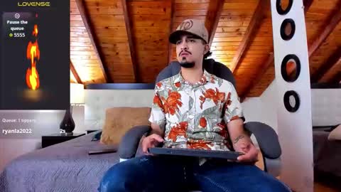 Snapshot of sebastian_berne chatting on December 2025 07:21:02 PM Sebastian Berne online show from December 2025 07:21:02 PM