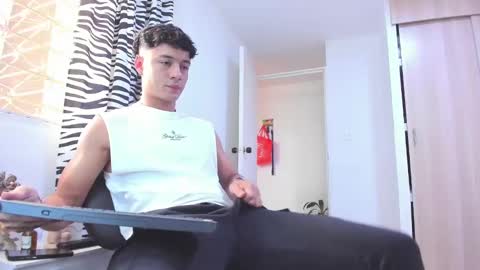 SEBAS  online show from March 2025 10:42:01 PM