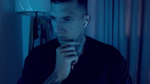 Snapshot of sebastian_muss chatting on September 2025 01:13:02 PM Sebastian online show from September 2025 01:13:02 PM