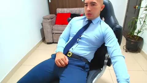 juan  sebastian online show from February 2025 12:16:01 PM