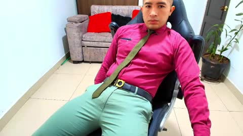 juan  sebastian online show from February 2025 12:05:02 PM