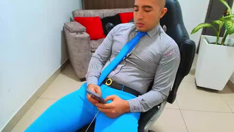 juan  sebastian online show from March 2025 03:18:02 PM