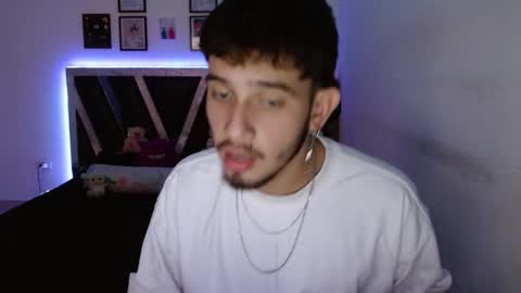 Snapshot of sebasxxl12 chatting on December 2025 11:32:01 PM Sebas online show from December 2025 11:32:01 PM