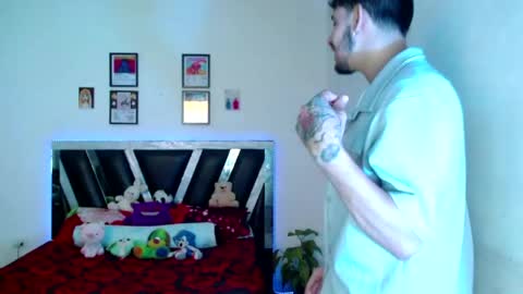 Snapshot of sebasxxl12 chatting on May 2026 02:09:02 AM Sebas online show from May 2026 02:09:02 AM