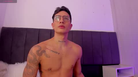 Snapshot of sebpalacio chatting on November 2025 08:41:01 PM SEBASTIAN PALACIO online show from November 2025 08:41:01 PM