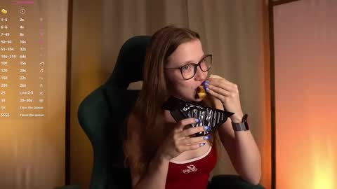 Brenda online show from September 2025 04:07:02 PM