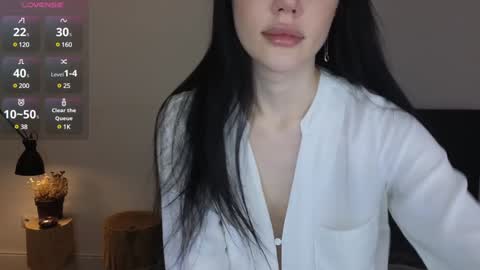 Snapshot of seduced_by_sara chatting on December 2024 01:28:02 PM Sara online show from December 2024 01:28:02 PM