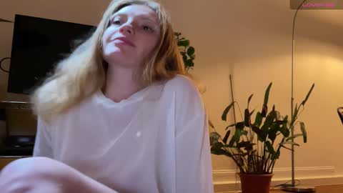 Snapshot of seducra chatting on November 2025 07:01:02 PM Acelera online show from November 2025 07:01:02 PM