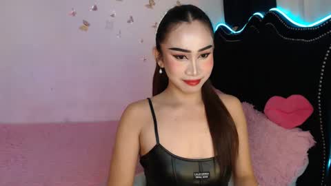 Vanessa online show from March 2025 06:37:01 PM