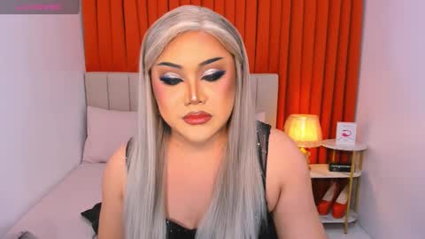 Snapshot of seductivelolalola chatting on March 2025 02:50:01 AM Natalie Mefford online show from March 2025 02:50:01 AM