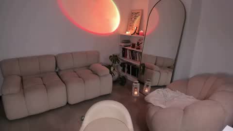 Snapshot of seductivelvet chatting on October 2025 12:53:01 AM Arihana online show from October 2025 12:53:01 AM