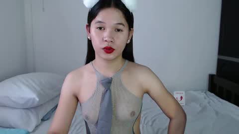 MEG online show from February 2025 04:14:02 AM