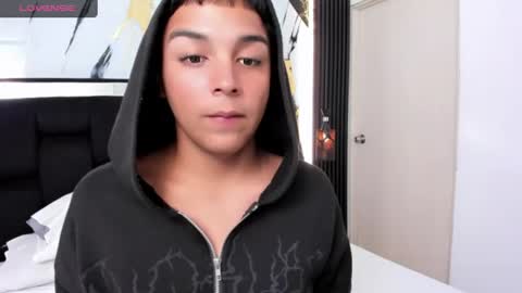 Snapshot of seductivo_jr chatting on June 2026 04:44:02 AM seductivo online show from June 2026 04:44:02 AM