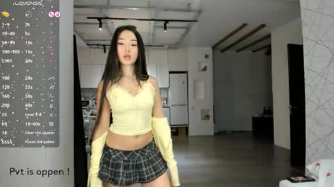 Akira Youri online show from October 2025 02:04:02 AM