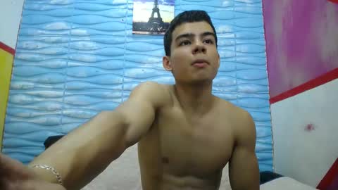 Snapshot of seigfried0 chatting on February 2025 07:26:01 PM Seigfried online show from February 2025 07:26:01 PM