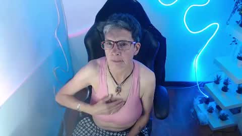 Snapshot of selena_ferreira chatting on July 2026 07:19:02 PM Selena online show from July 2026 07:19:02 PM