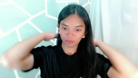 Snapshot of selena_fuckdoll chatting on June 2026 01:24:02 PM Selena online show from June 2026 01:24:02 PM