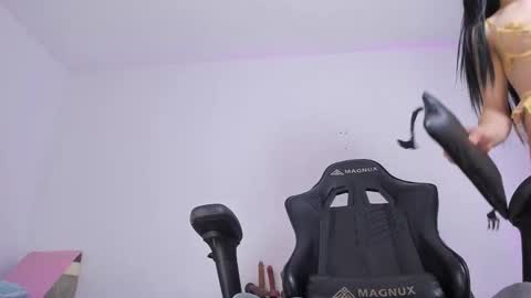 selena roberts online show from March 2026 01:22:02 AM