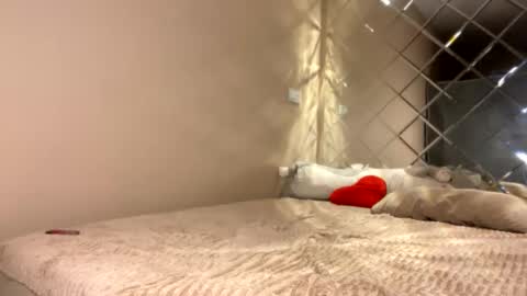 Snapshot of selena_shawty chatting on September 2025 03:55:02 PM H i My names is Selena Welcome to my room Please thumbs up - its important online show from September 2025 03:55:02 PM