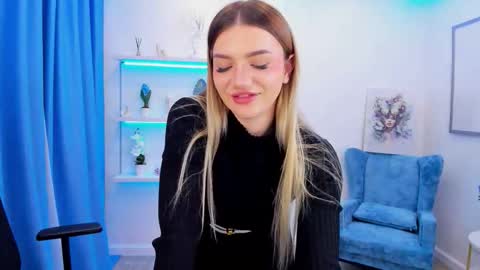 Snapshot of selenaemoore chatting on October 2025 05:16:02 AM selenaemoore online show from October 2025 05:16:02 AM