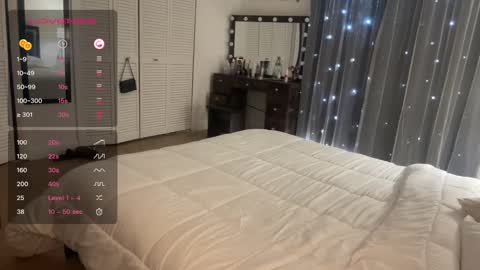 Snapshot of selenapowe chatting on January 2025 09:53:01 PM Selena Powe online show from January 2025 09:53:01 PM