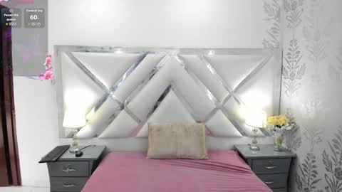 Snapshot of selenareyess chatting on October 2025 07:44:02 PM Selena reyess online show from October 2025 07:44:02 PM