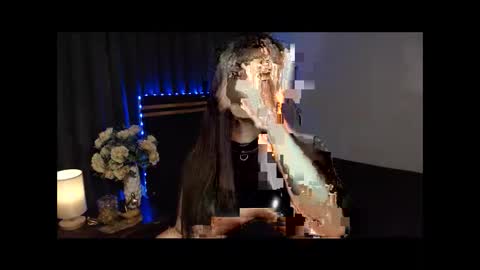 Selena online show from December 2025 01:56:02 AM