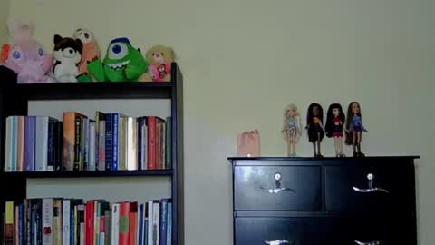 Snapshot of selene_hebe chatting on July 2026 05:10:02 AM selene_hebe online show from July 2026 05:10:02 AM