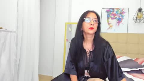 Selene  online show from January 2025 05:29:01 AM
