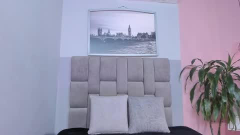 Selene online show from February 2026 03:32:02 AM