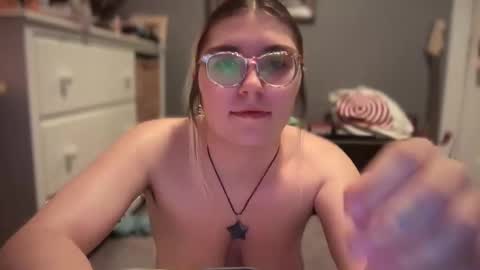 Selene online show from March 2025 01:12:01 AM