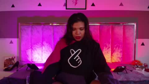 Snapshot of seleneblaze chatting on November 2025 11:42:02 AM Selene online show from November 2025 11:42:02 AM